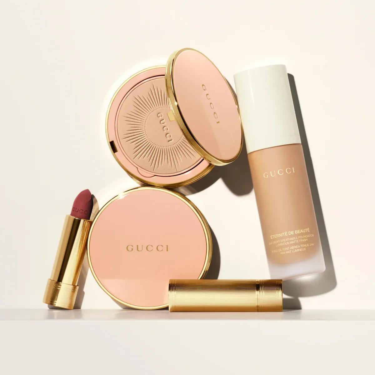 Матуюча пудра для обличчя Gucci Mattifying Face Powder (18-Hour Wear)