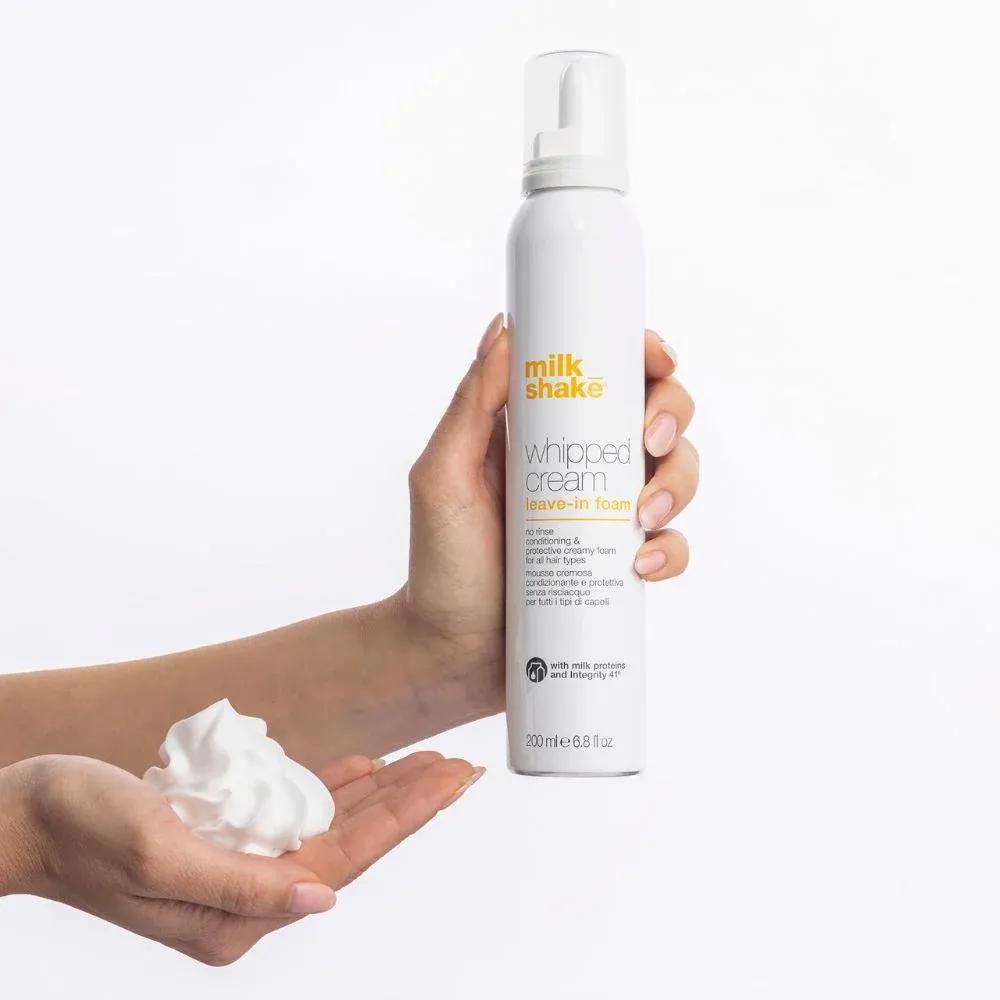 Незмивна крем-пінка для зволоження волосся Milk Shake Whipped Cream Leave-in Foam