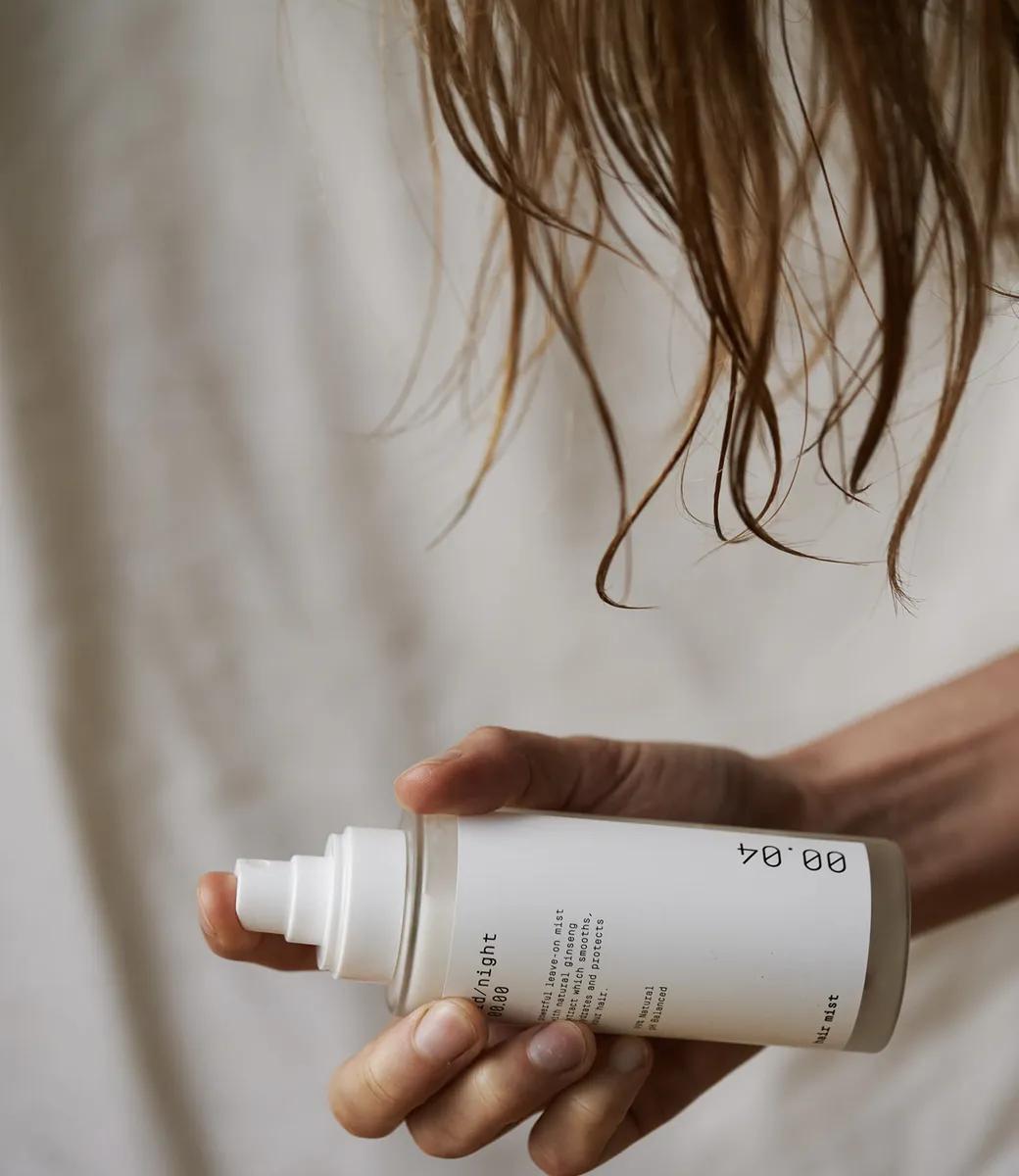 Міст-Спрей для Волосся 00.04 Mid/Night 00.00 Hair Mist