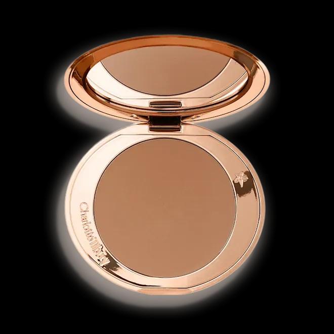 Матовий бронзер для обличчя Charlotte Tilbury Airbrush Bronzer