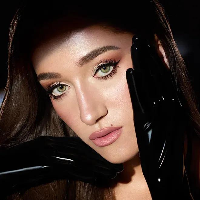 Палетка теней Charlotte Tilbury Bigger Brighter Eyes Filter (Exaggereyes)