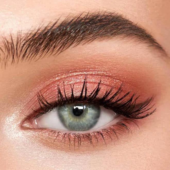 Палетка тіней Charlotte Tilbury  Pillow Talk Dreams