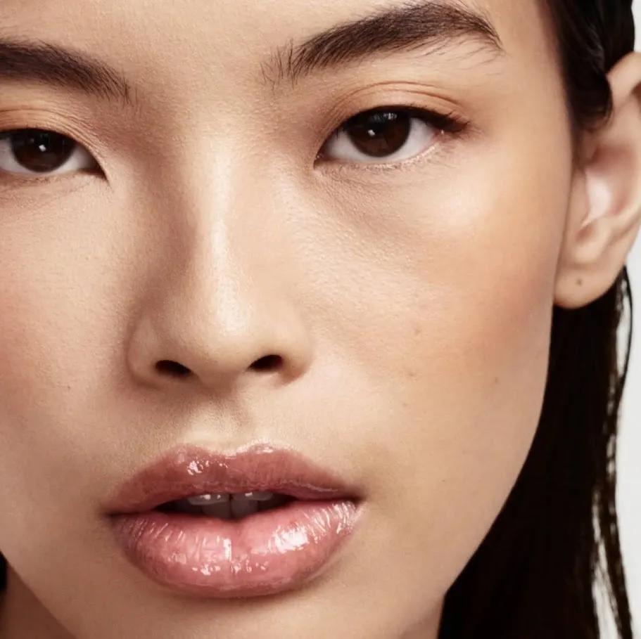  Блиск для губ Fenty Beauty by Rihanna Gloss Bomb Heat Universal Lip Luminizer + Plumper