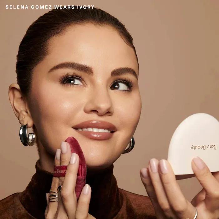Rare Beauty by Selena Gomez True to Myself Tinted Pressed Talc-Free Finishing Powder