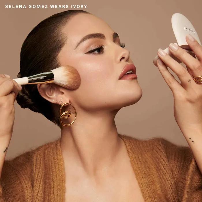 Rare Beauty by Selena Gomez True to Myself Tinted Pressed Talc-Free Finishing Powder